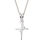 Cadena y dije cruz fe pequeña en plata 925, producto aislado sobre fondo transparente.